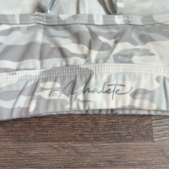 Alphalete Camo Sports Bra and Shorts Set - Picture 5 of 8